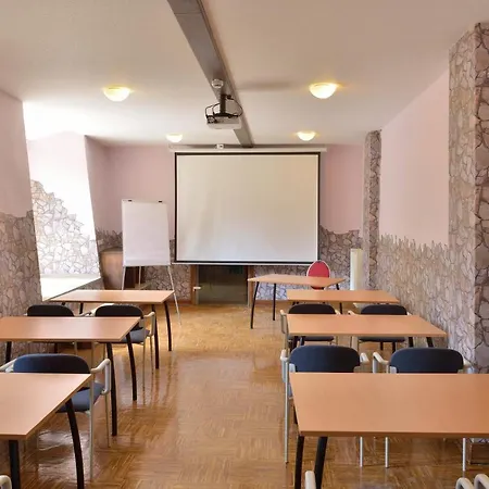 Hotel Schloß 3*