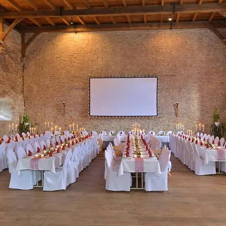 Schloss 3* Altenhausen