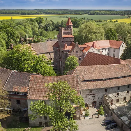 Hotel Schloss 3*